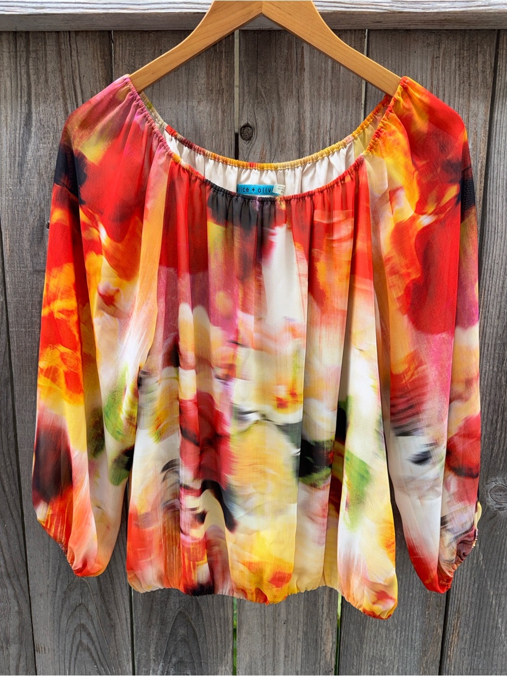 Alice + Olivia Flame Colored Abstract Print Balloon Sleeve Blouse Size Medium - Picture 6 of 8